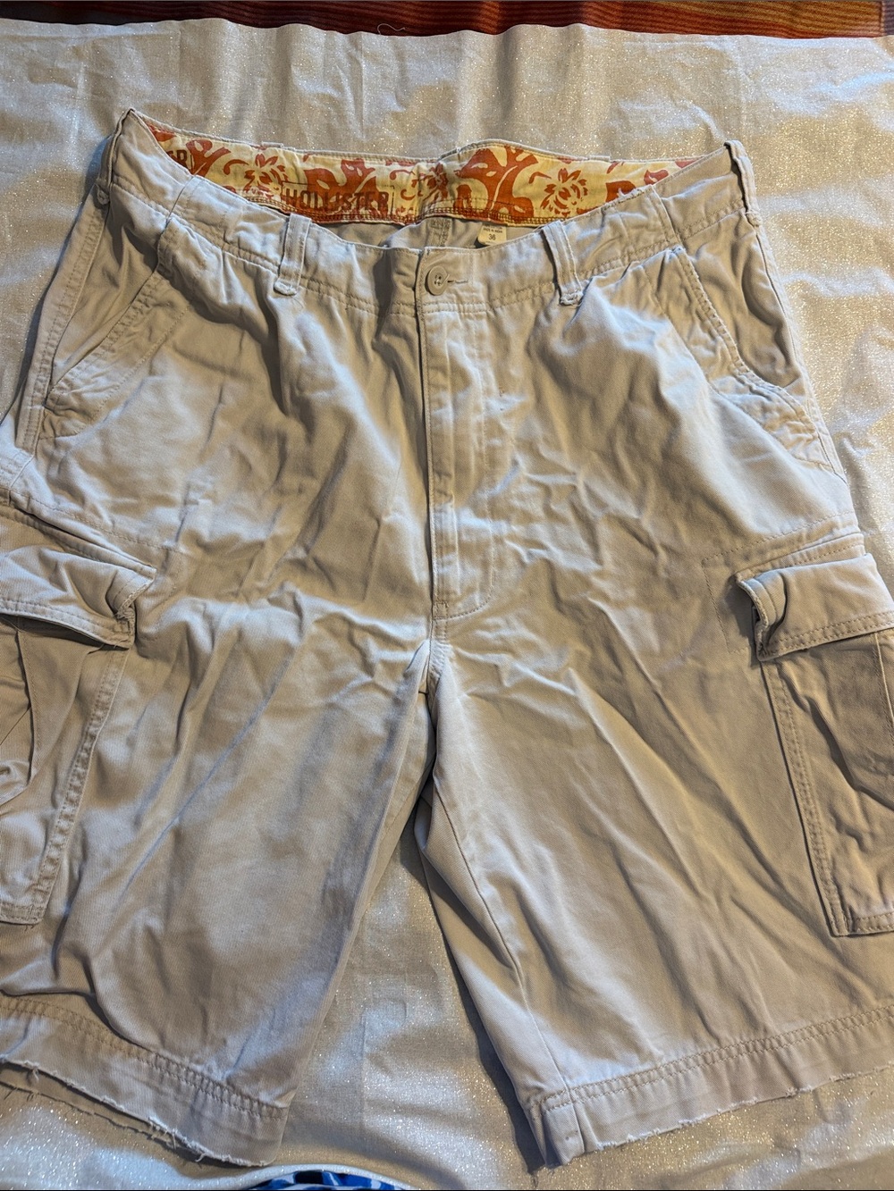 Hollister Light Beige Cargo Shorts